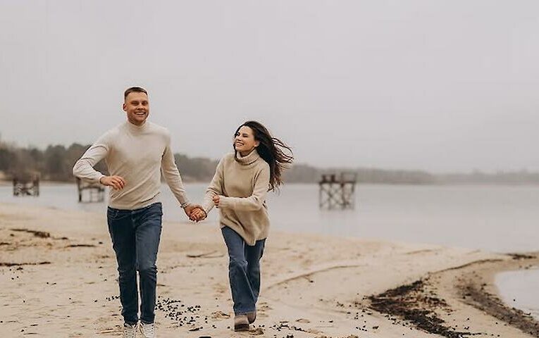 “Сперечалися за кота і ділили Снікерс”: Антоніна Хижняк поділилася спогадами про брата