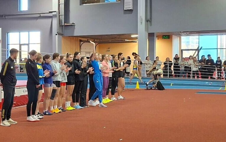 Легкоатлетка з Обухівщини здобула медаль на всеукраїнських змаганнях «Різдвяні старти»