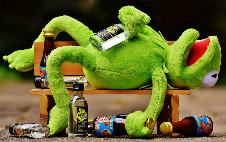 Вісім фактів про те, як алкоголь шкодить організму