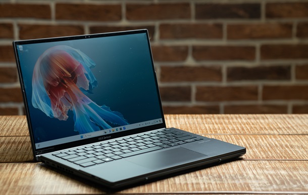 Відразу 2 екрани в ноутбуці – реальність: ТОП причин для покупки ASUS Zenbook DUO 2025