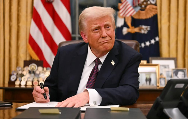 Сенатори звернулися до Трампа через активи РФ