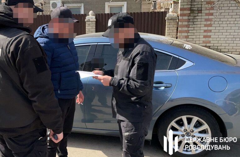 Бізнес на виплаті “бойових”: викрили військових посадовців