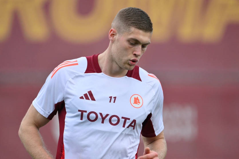 Новини спорту - Ексхавбек збірної Італії назвав тренера, з яким може розкритися Довбик