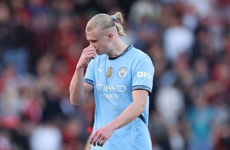 Голланд повторив рекорд легенди МЮ