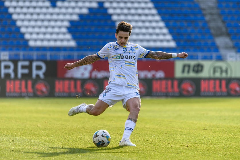 Новини спорту - Клуб Бундесліги цікавиться ключовим півзахисником Динамо