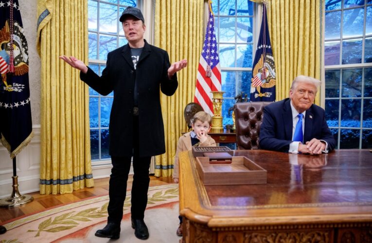 Мита Трампа на імпорт авто “збагатили” Маска – ЗМІ