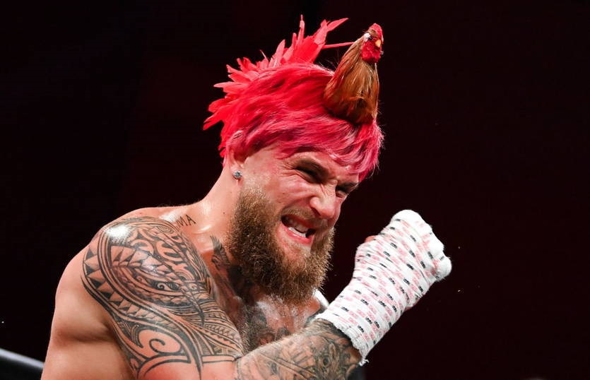 Новини спорту - Пол вирішила порадитися з шанувальниками, чи варто битися з Усиком