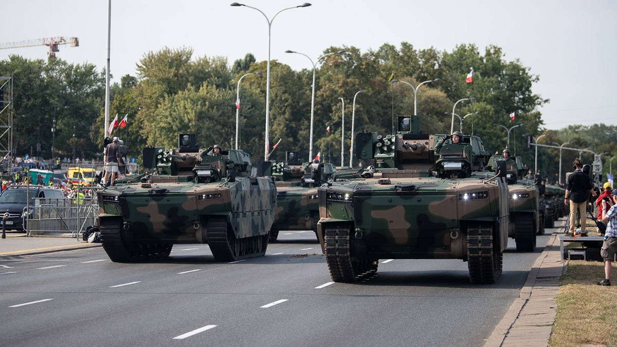 Новини світу - Польща озброїть армію власними БМП Borsuk