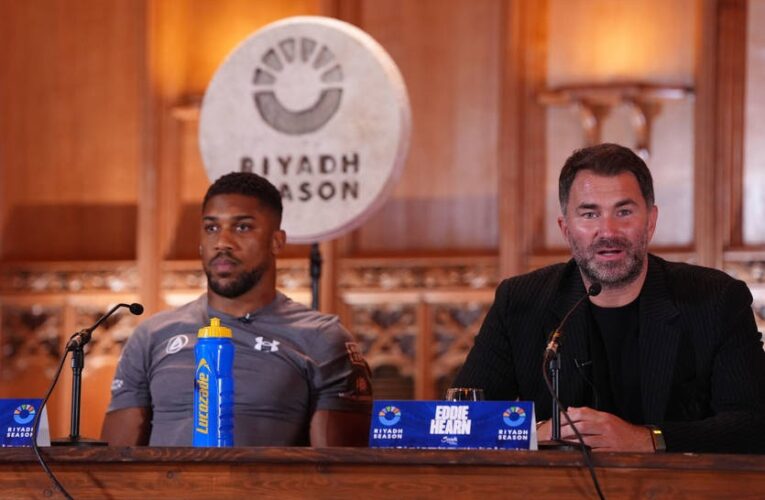 “Потрібно бути обережним”: Промоутер Джошуа оцінив ймовірність бою з Полом