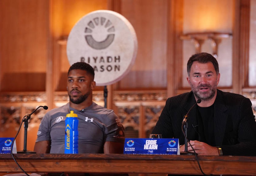 Новини спорту - "Потрібно бути обережним": Промоутер Джошуа оцінив ймовірність бою з Полом