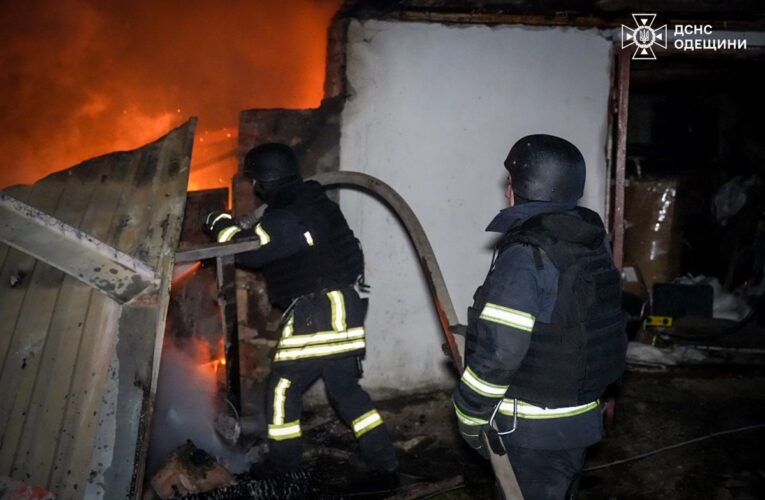 Пожежі і руйнування: наслідки удару по Одещині