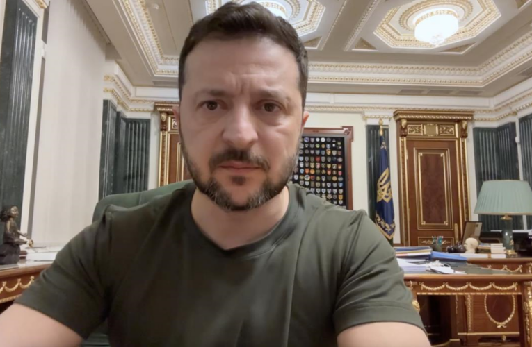 Президент оцінив використання БпЛА для захисту міст