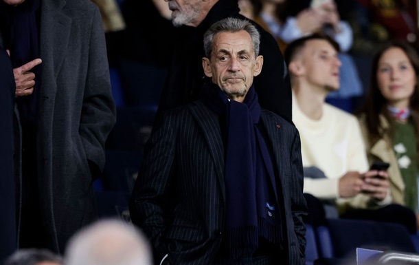 Новини світу - Прокурори вимагають сім років тюрми для експрезидента Франції Саркозі