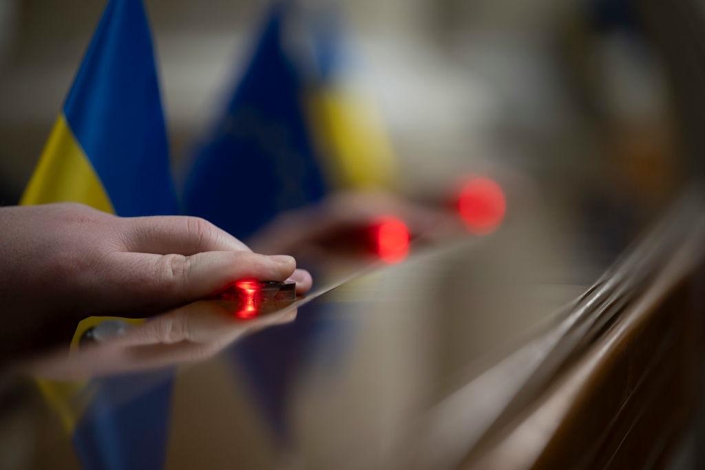 Новини України - Рада відмовилася зменшити пенсії прокурорам