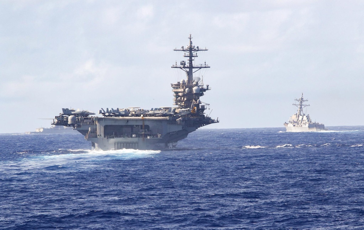 Новини світу - США відправили другий авіаносць на Близький Схід