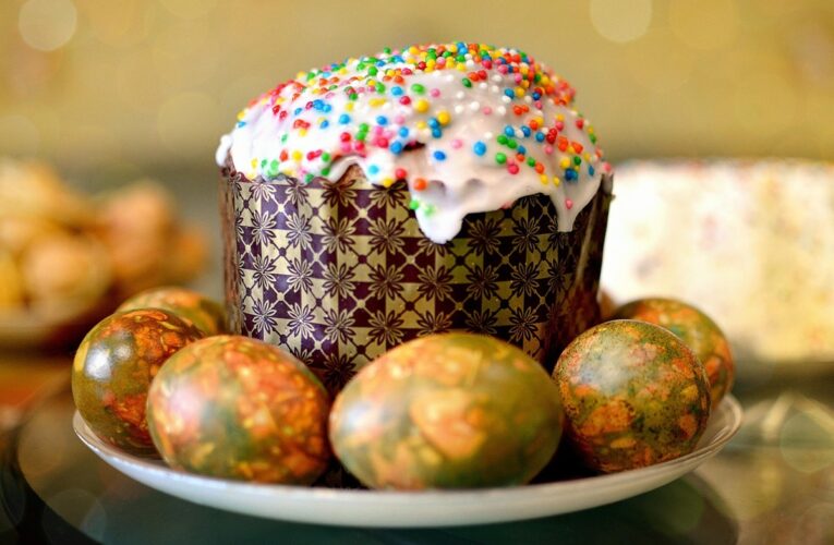 Стало відомо, наскільки подорожчав великодній кошик