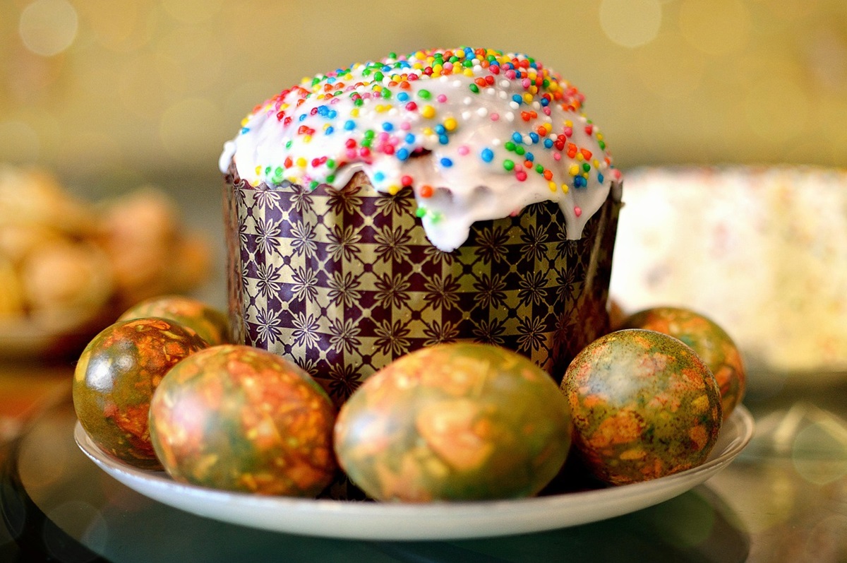 Новини України - Стало відомо, наскільки подорожчав великодній кошик