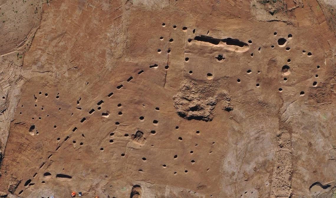 Технології - У Франції знайшли поселення віком більше трьох тисяч років