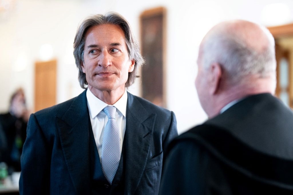 Новини світу - В Австрії засудили ексміністра фінансів до чотирьох років за корупцію