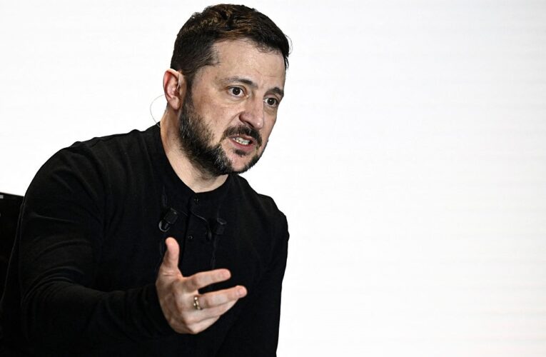 Зеленський доручив передати США дані про порушення режиму тиші Росією