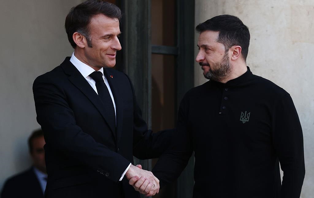 Новини України - Зеленський прибув на саміт у Парижі