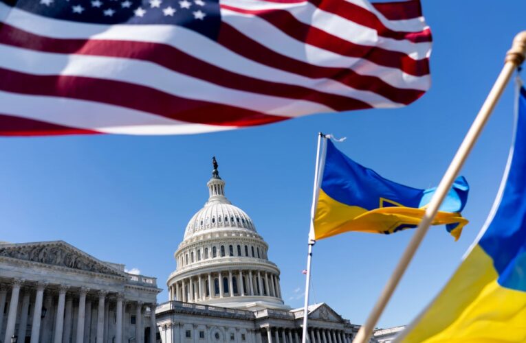 ЗМІ: Україна попросить США змінити угоду про надра