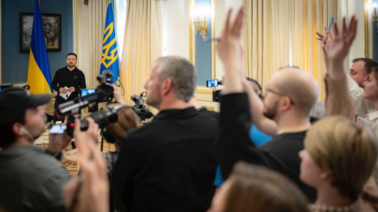 Пресбрифінг Президента України Володимира Зеленського щодо дипломатичної роботи цього тижня [22.04]