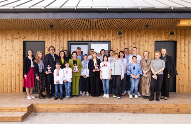 Перші леді України й Естонії відвідали Житомирщину та зустрілися з великими прийомними родинами