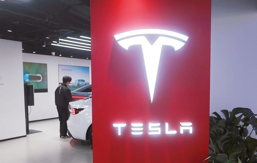 Новини бізнесу - Акції Tesla впали нижче, ніж прогнозував міністр торгівлі США