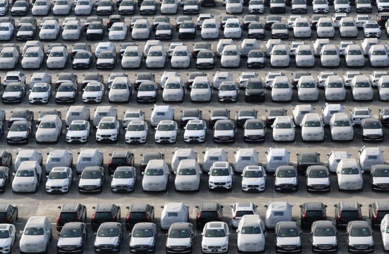 Автомобілі у США зростуть на кілька тисяч долларів – ЗМІ