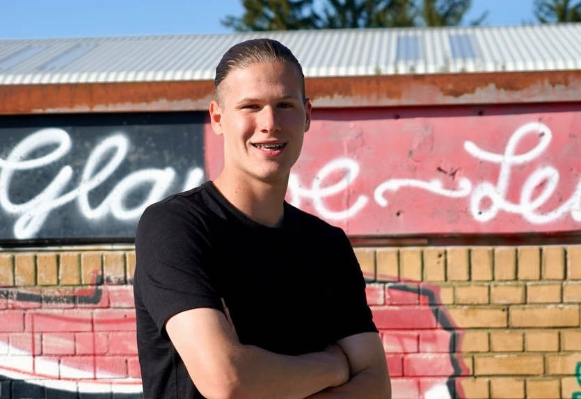 Новини спорту - Баєр заявив про перехід українського форварда Степанова