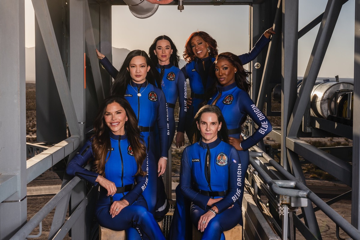 Технології - Битва за туризм. Жіночий екіпаж у космосі