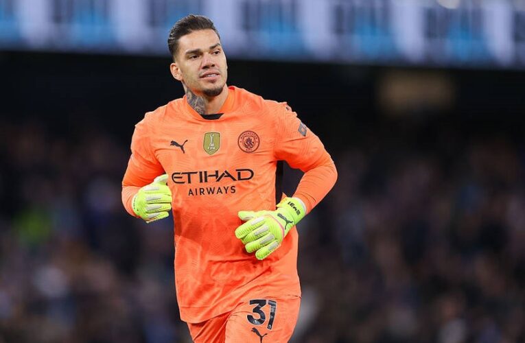 Бразильський воротар Ман Сіті у центрі уваги клубів Саудівської Аравії