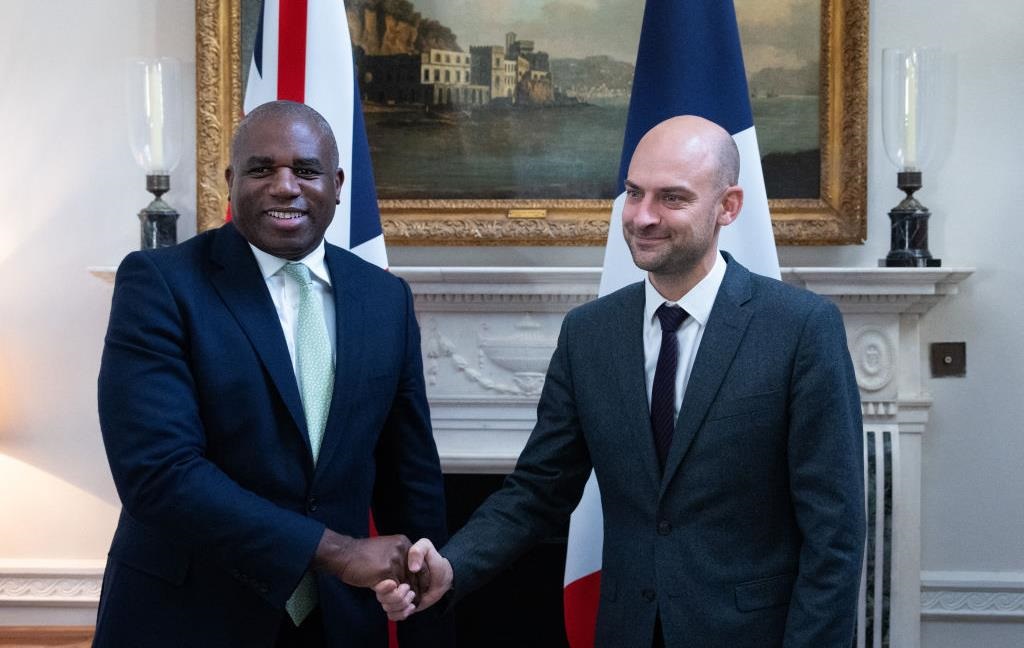 Новини світу - Британія і Франція зробили заяву щодо дій Путіна