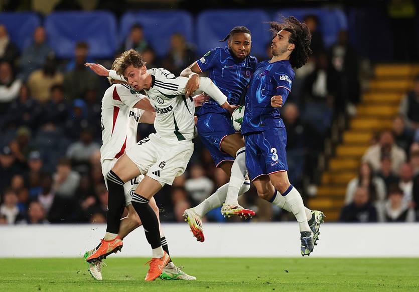 Новини спорту - Челсі програв полякам, проте вийшов до півфіналу Ліги конференцій