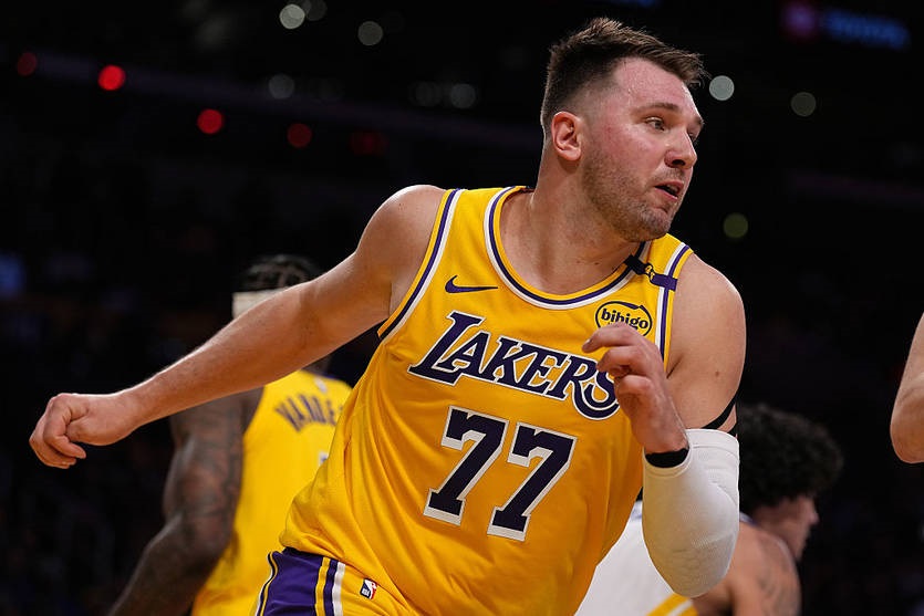 Новини спорту - Дончич відзначився антидосягненням у грі проти Голден Стейт