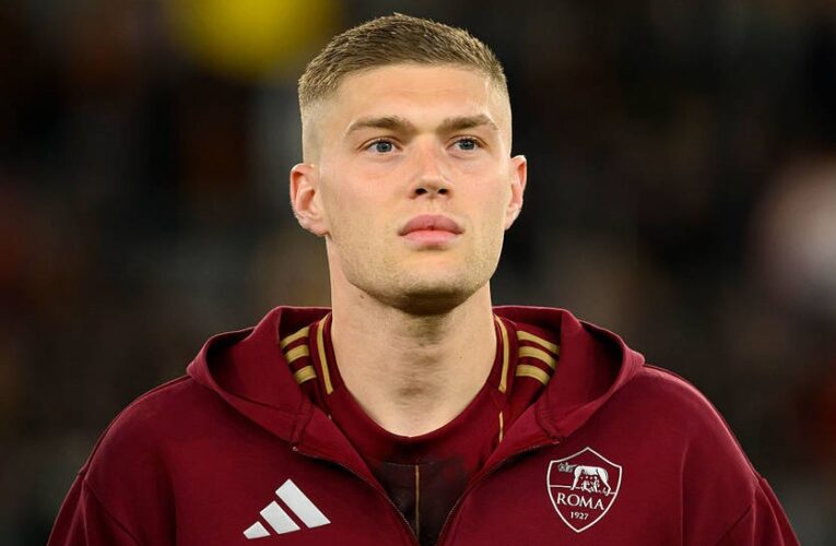 Довбика визнано кращим у Серії А в березні