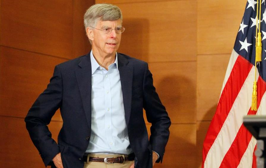 Новини світу - Експосол Британії розповів, як змусити Росію припинити вогонь