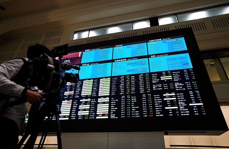 Фондові ринки світу негативно відреагували на мита Трампа