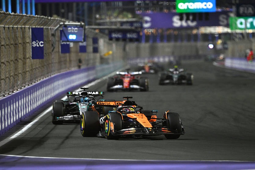 Новини спорту - Гран-прі Саудівської Аравії: 24-річний гонщик Макларен Піастрі - перший