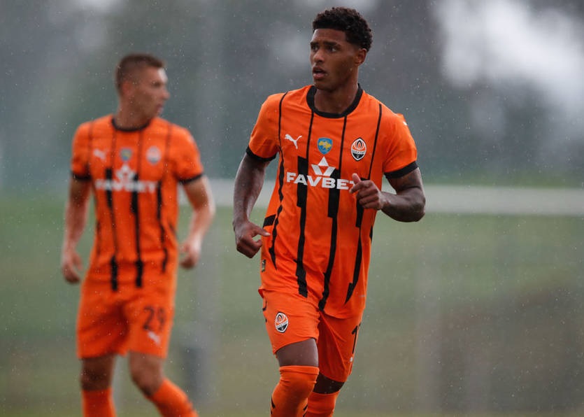 Новини спорту - Гравець Шахтаря - серед десятки найкращих у світі на своїй позиції за CIES