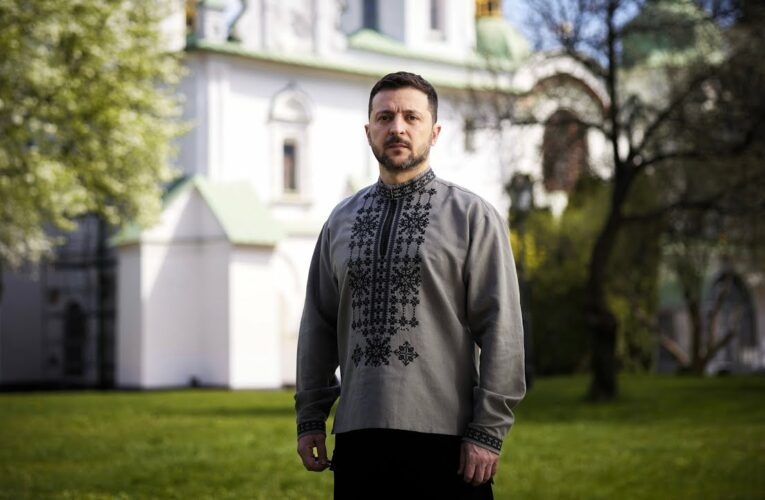 [жестова мова] Привітання Президента України Володимира Зеленського з Великоднем