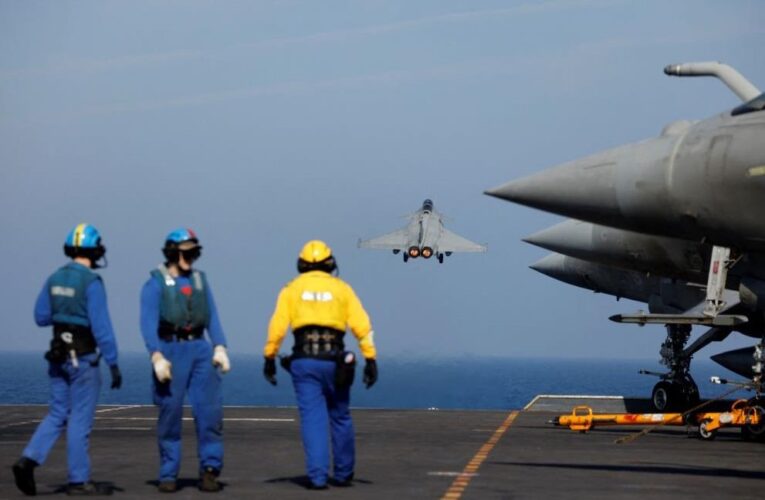 Індія підписала угоду про купівлю винищувачів у Франції