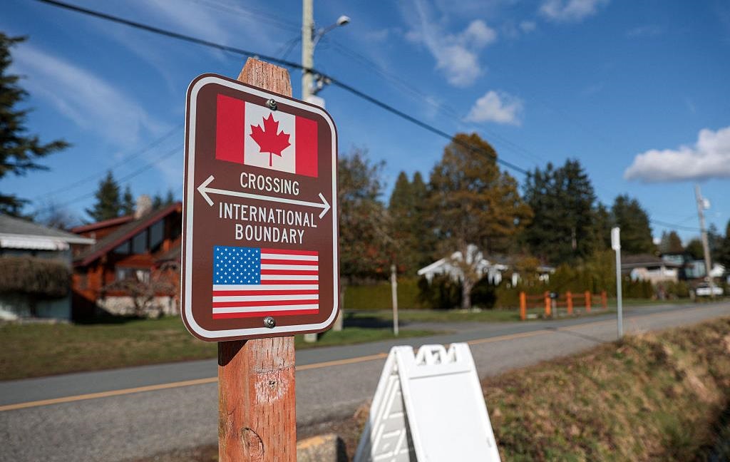 Новини світу - Канадці різко зменшили кількість поїздок до США