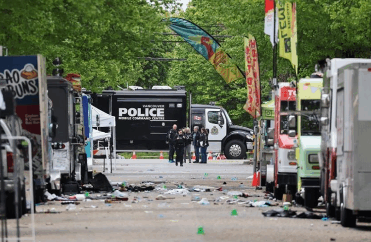 Кількість жертв у Ванкувері зросла до 11: Зеленський висловив співчуття