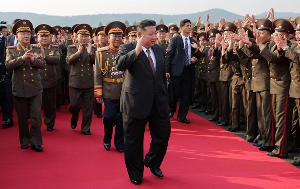 Новини світу - Кім Чен Ин пообіцяв поставити памʼятник корейцям, які воювали за РФ