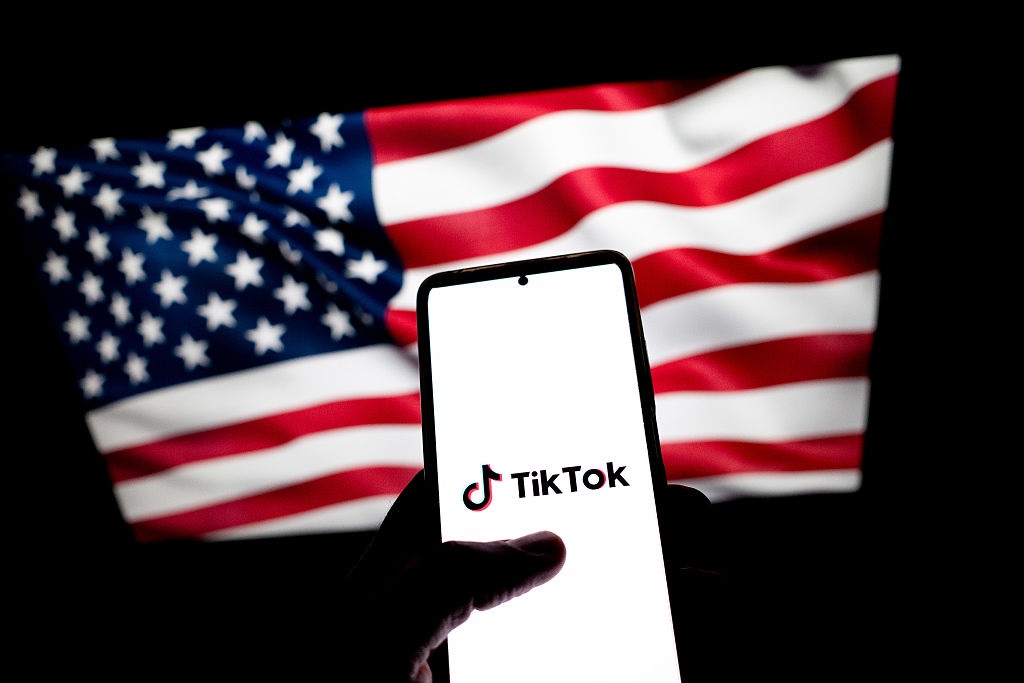 Новини бізнесу - Китай призупинив угоду з продажу активів TikTok через мита Трампа - ЗМІ