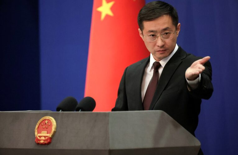 Китай відреагував на російські обстріли України