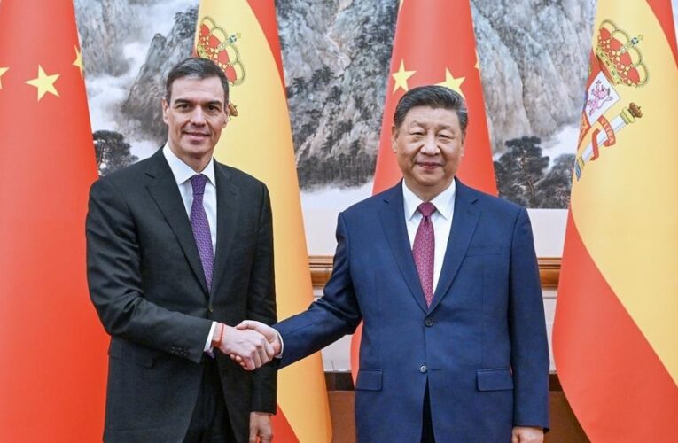 Китай запропонував ЄС обʼєднатися проти Трампа