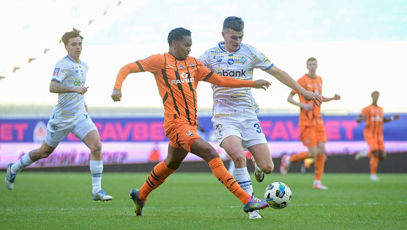 Новини спорту - Класичне протистояння Динамо і Шахтаря: зіграна нічия